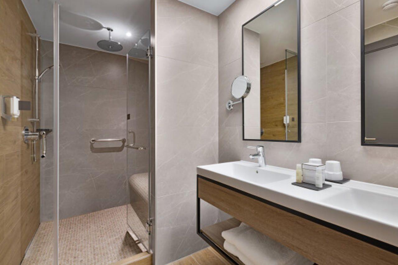 Riu Plaza London Victoria Hotel Kültér fotó